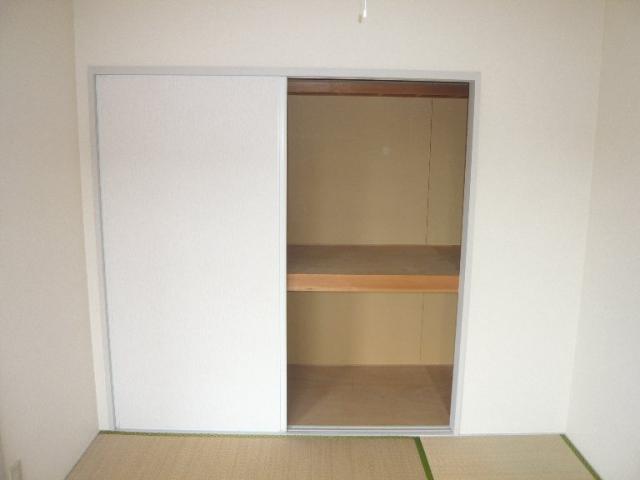 メゾンドール川島　