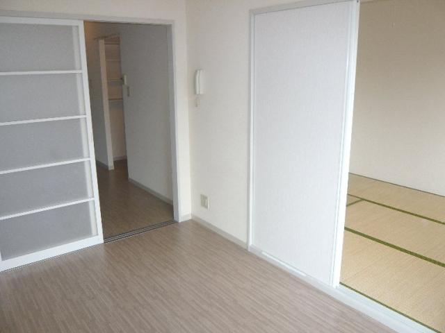 メゾンドール川島　