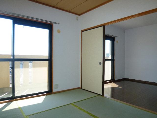 　南向きで日当り良好