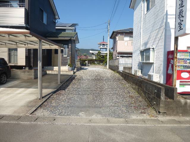 　共有道路（持分1/3）