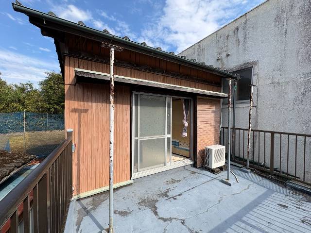 　別棟有（1F倉庫・2F和室4.5畳）