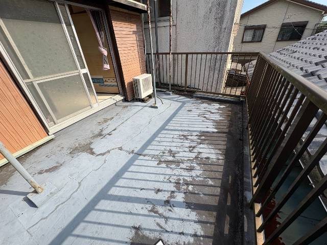 　別棟（ベランダ）